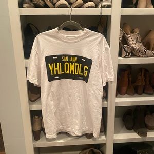 Bad Bunny “Último tour del mundo” merch tshirt